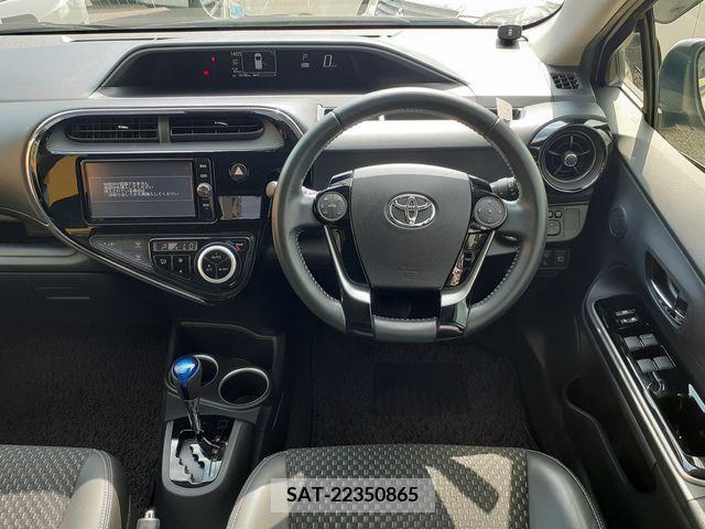 Toyota AQUA 2017-09 395701-15