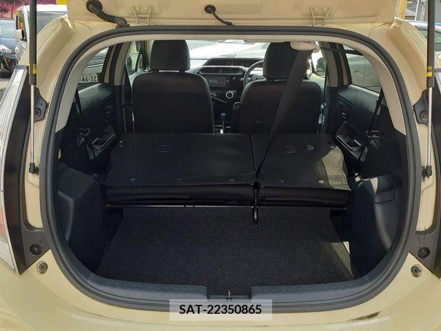 Toyota AQUA 2017-09 395701-19