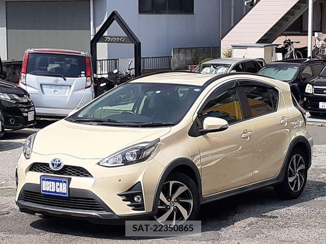 Toyota AQUA 2017-09 395701-0