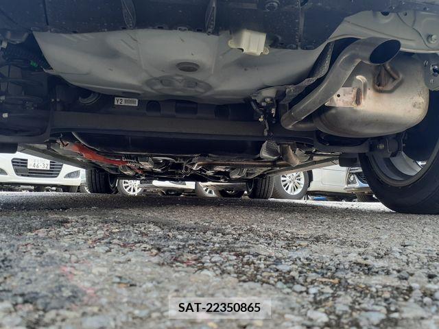 Toyota AQUA 2017-09 395701-12