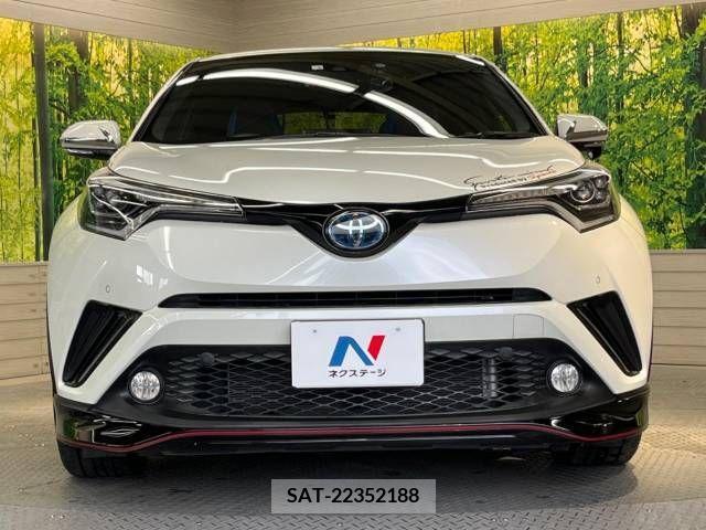 Toyota C-HR 2018-03 389938-14