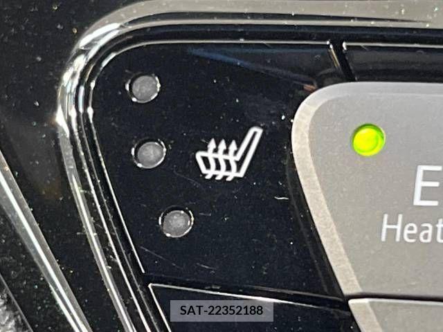 Toyota C-HR 2018-03 389938-5