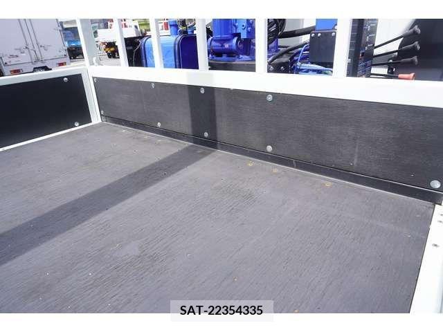 Mitsubishi CANTER 2023-08 345787-18