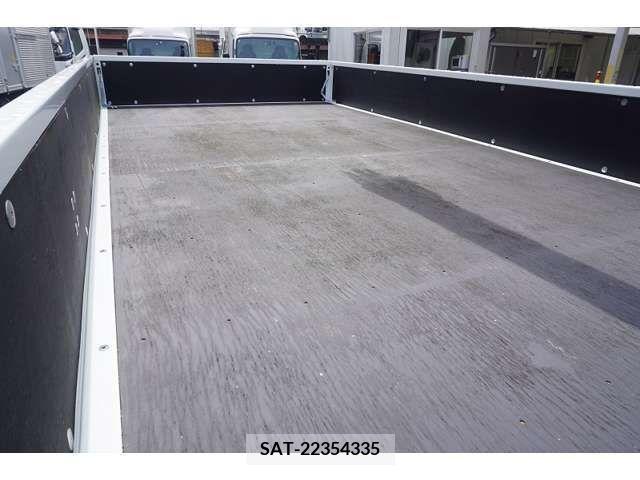 Mitsubishi CANTER 2023-08 345787-17