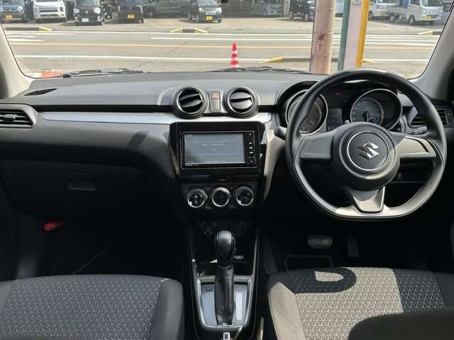 Suzuki SWIFT 2018-01 17480-4