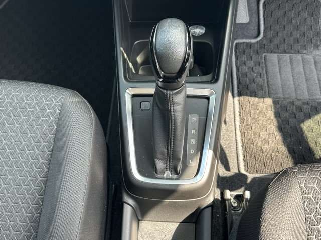 Suzuki SWIFT 2018-01 17480-17