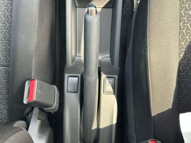 Suzuki SWIFT 2018-01 17480-10