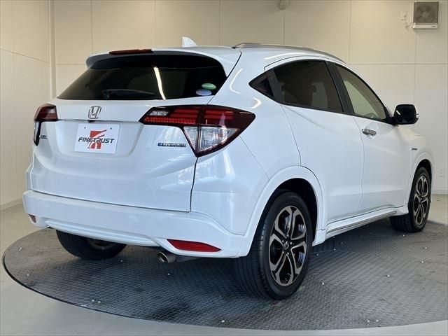 Honda VEZEL 2016-03 183716-4