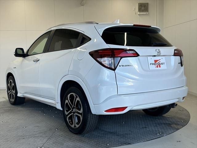 Honda VEZEL 2016-03 183716-6