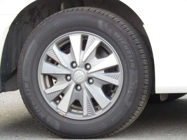 Nissan SERENA 2018-08 15016-4