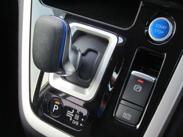 Nissan SERENA 2018-08 15016-10