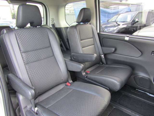 Nissan SERENA 2018-08 15016-16