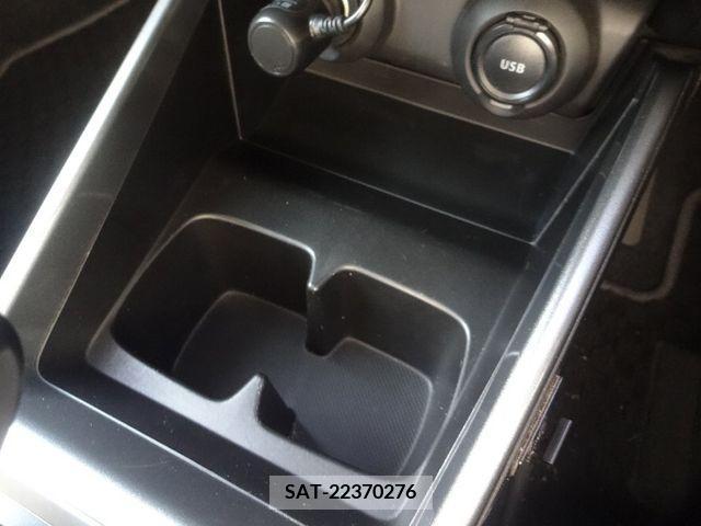 Suzuki SWIFT 2019-06 235083-15