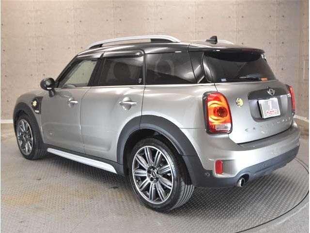 Bmw MINI 2017-12 20690-8