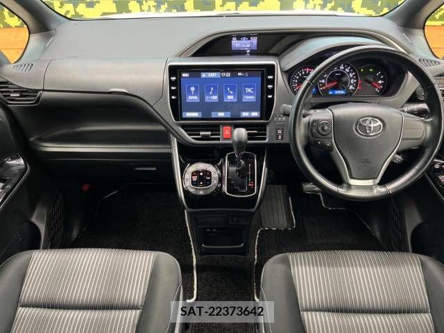 Toyota VOXY 2019-04 288907-1