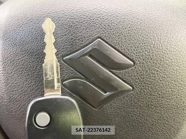 Suzuki ALTO 2019-01 355759-5
