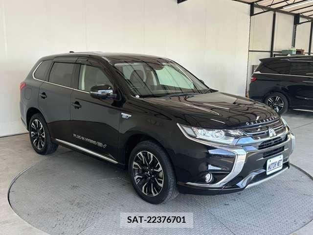 Mitsubishi OUTLANDER PHEV 2015-08 236136-7