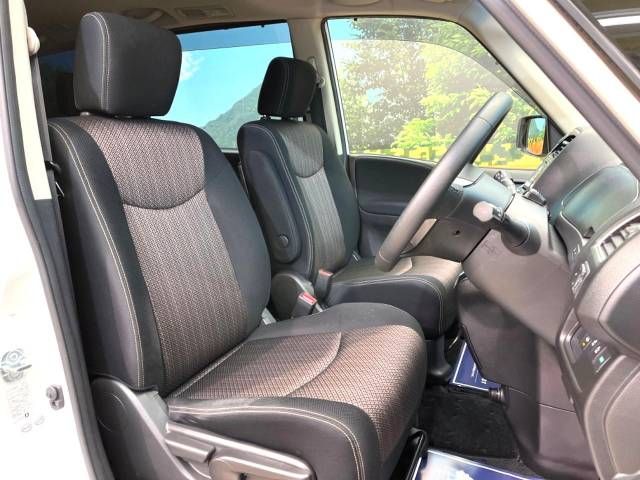 Nissan SERENA 2013-12 2539-8