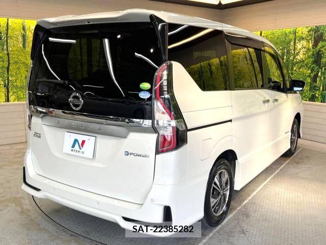 Nissan SERENA 2019-12 332603-18