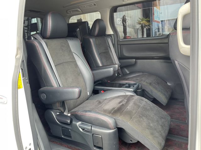 Toyota VELLFIRE 2013-12 7039-16