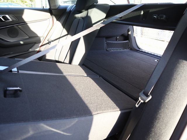 Bmw 2 SERIES 2021-08 28370-8