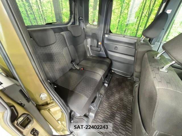Toyota Pixis Mega 2021-07 366153-9
