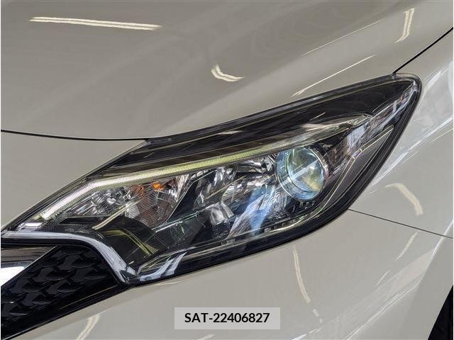 Nissan NOTE 2017-05 305345-14