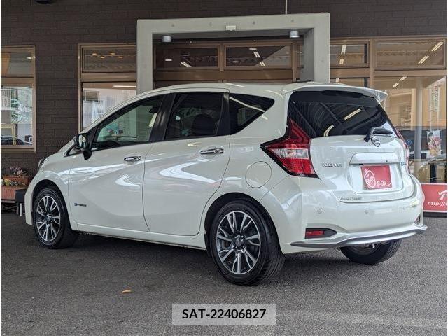 Nissan NOTE 2017-05 305345-3