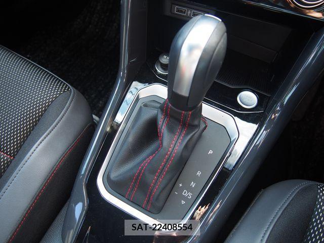 VolksWagen T-ROC 2020-12 298636-11
