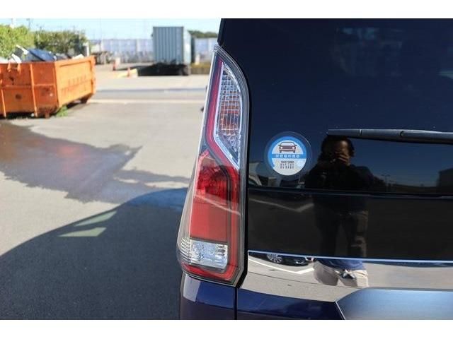 Nissan SERENA 2016-09 23667-5