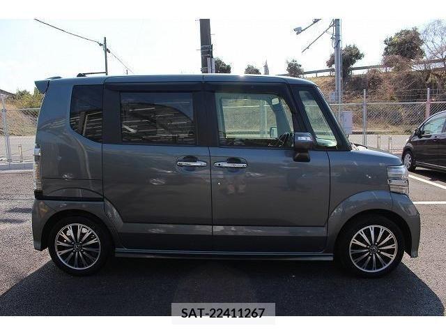 Honda N BOX CUSTOM 2015-10 372655-6