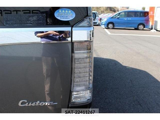 Honda N BOX CUSTOM 2015-10 372655-10