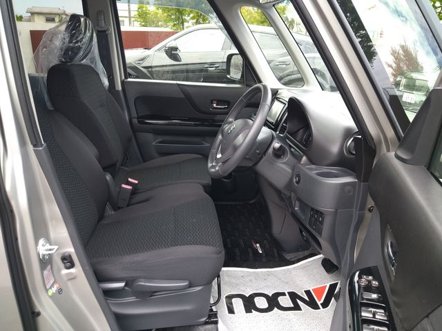 Suzuki SPACIA 2014-12 7698-9