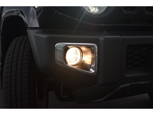 Suzuki JIMNY 2022-02 182407-24