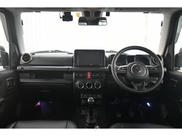 Suzuki JIMNY 2022-02 182407-2