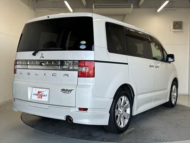 Mitsubishi DELICA D5 2012-12 194065-4