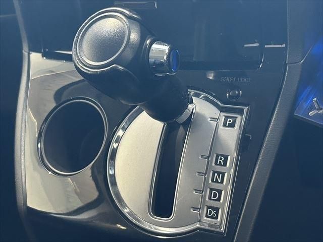 Mitsubishi DELICA D5 2012-12 194065-27
