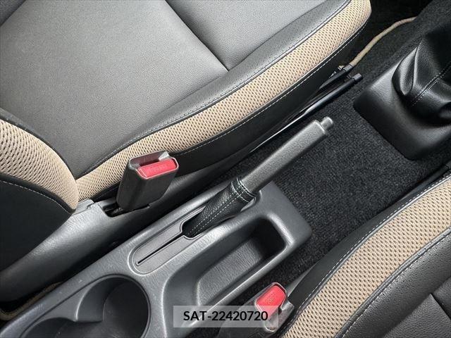 Suzuki JIMNY 2016-02 380752-28