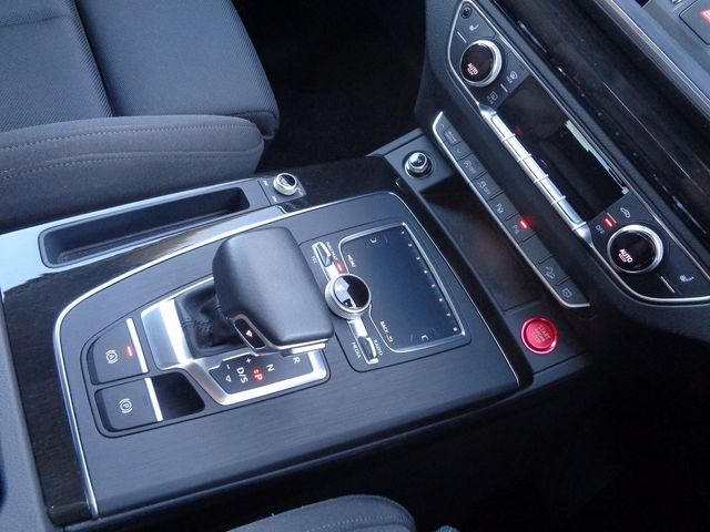 Audi Q5 2019-06 185580-15