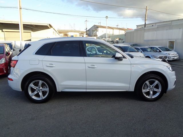 Audi Q5 2019-06 185580-27