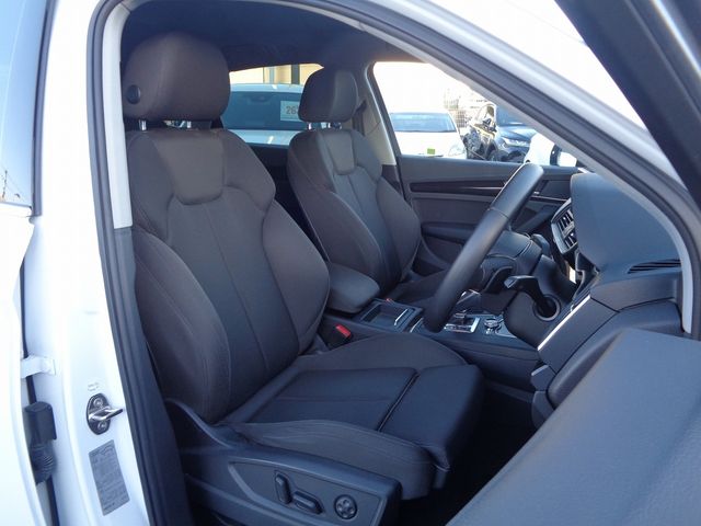 Audi Q5 2019-06 185580-3