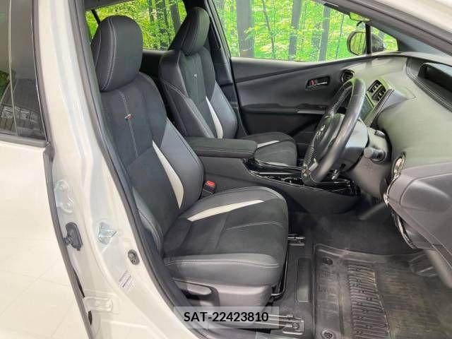 Toyota PRIUS PHV 2018-09 217259-8