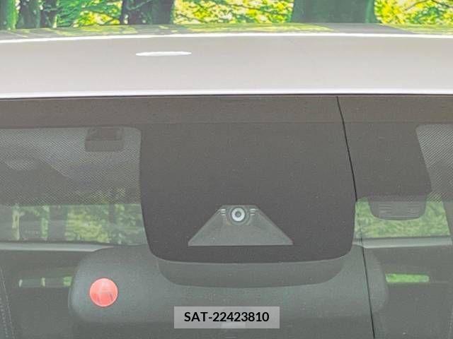 Toyota PRIUS PHV 2018-09 217259-3
