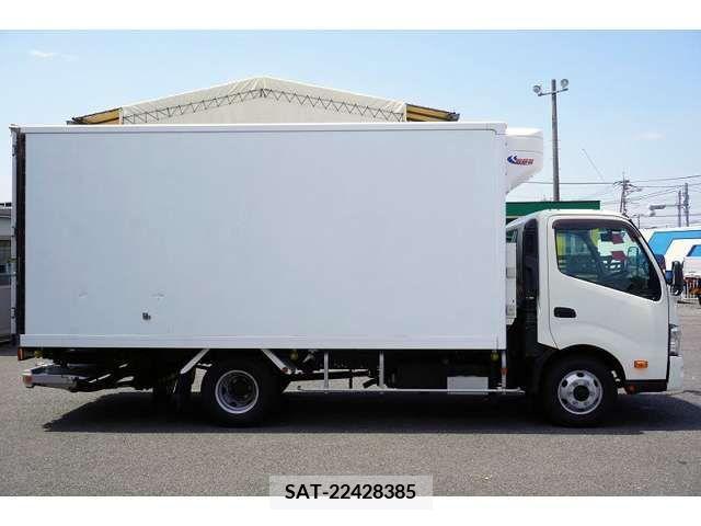 Hino DUTRO 2019-03 333233-4