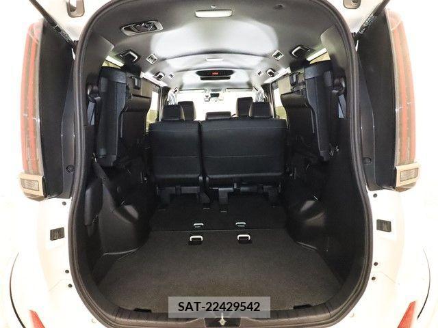 Toyota NOAH 2021-05 280386-8