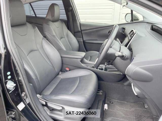 Toyota PRIUS 2017-03 256370-9