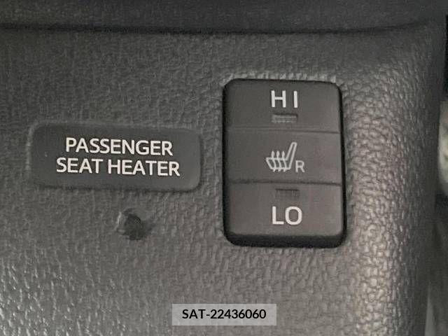Toyota PRIUS 2017-03 256370-7