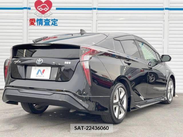 Toyota PRIUS 2017-03 256370-18