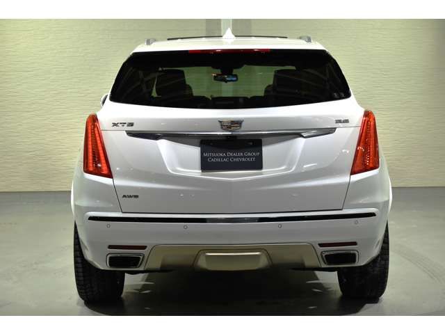 Cadillac XT5 2017-11 6827-7