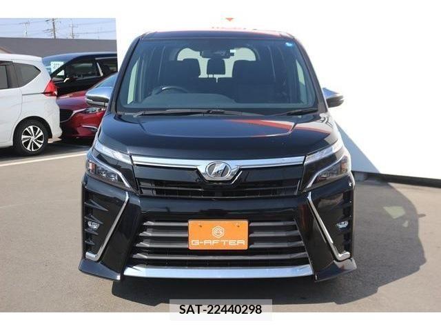 Toyota VOXY 2018-11 223658-5